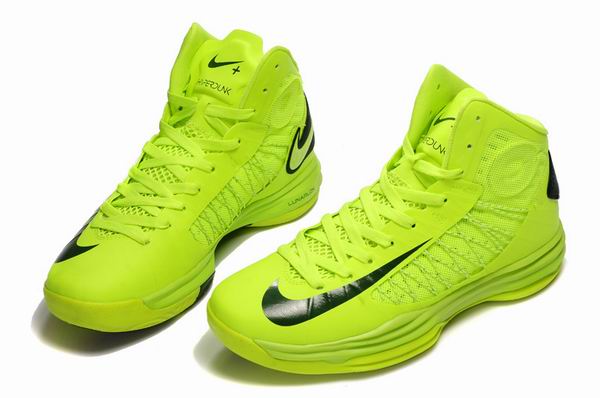 chaussures de basket intersport