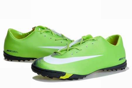 chaussure de foot synthétique pas cher
